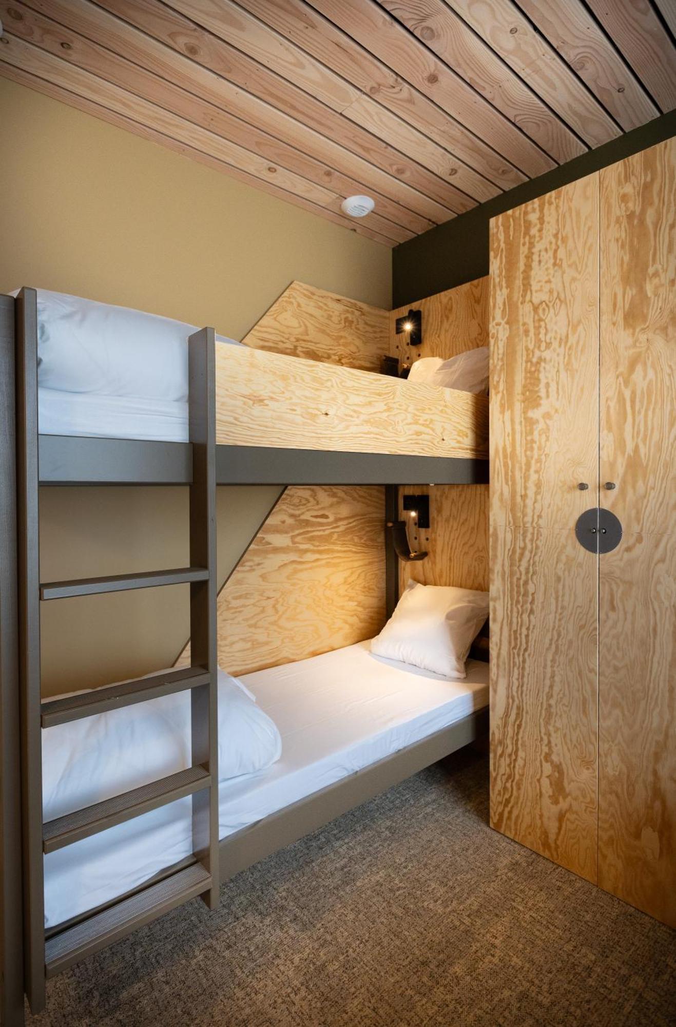 Le Bout Du Parc Hostal Versalles